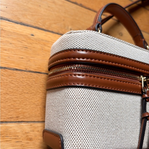 Rigid Bag - Picture 3 of 6